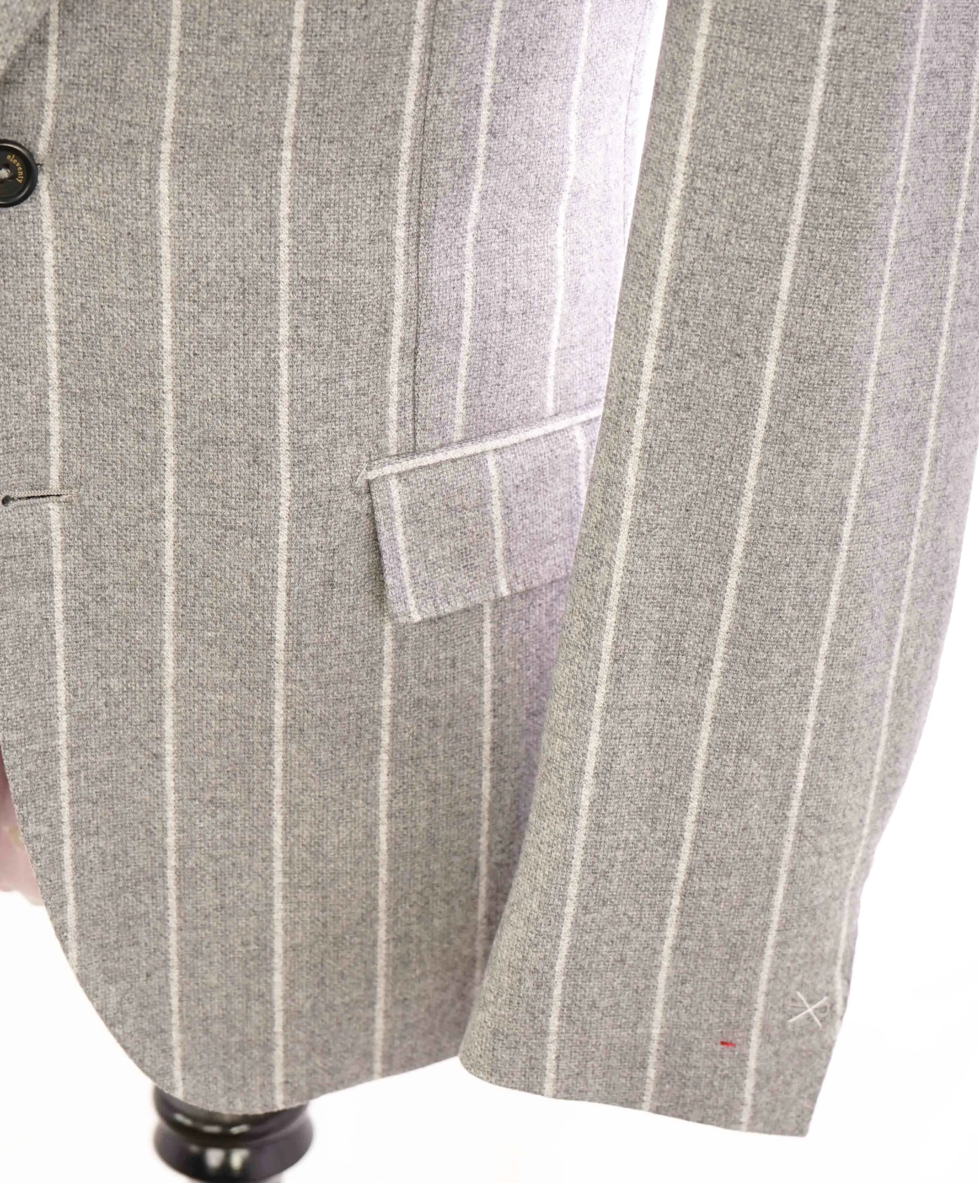 $2,195 ELEVENTY -Gray/Ivory Chalk Stripe WOOL & CASHMERE Blazer- 40US (50EU)