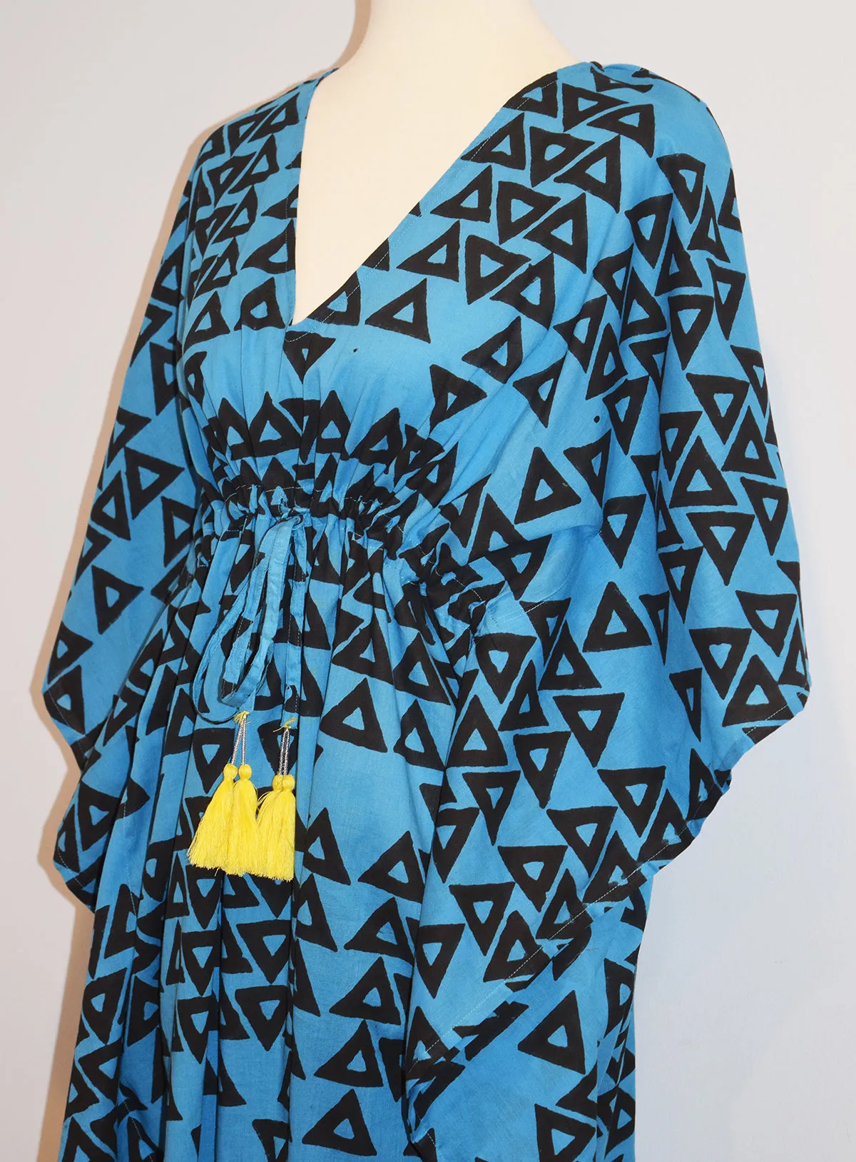 Amisha Short Kaftan | Triangles Azure