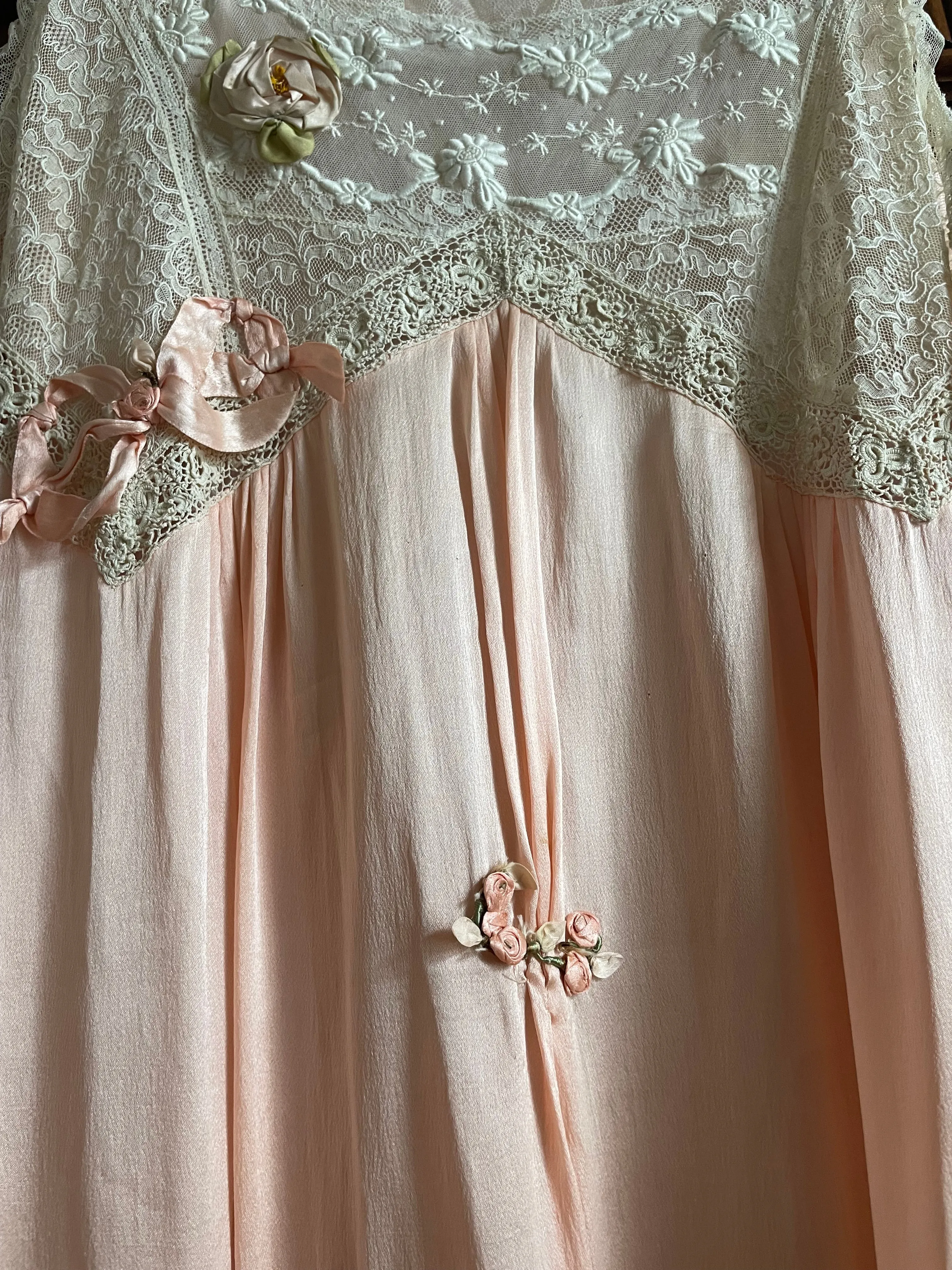 Antique 1920s Boudoir Mixed Lace Silk Ribbon-work Dress