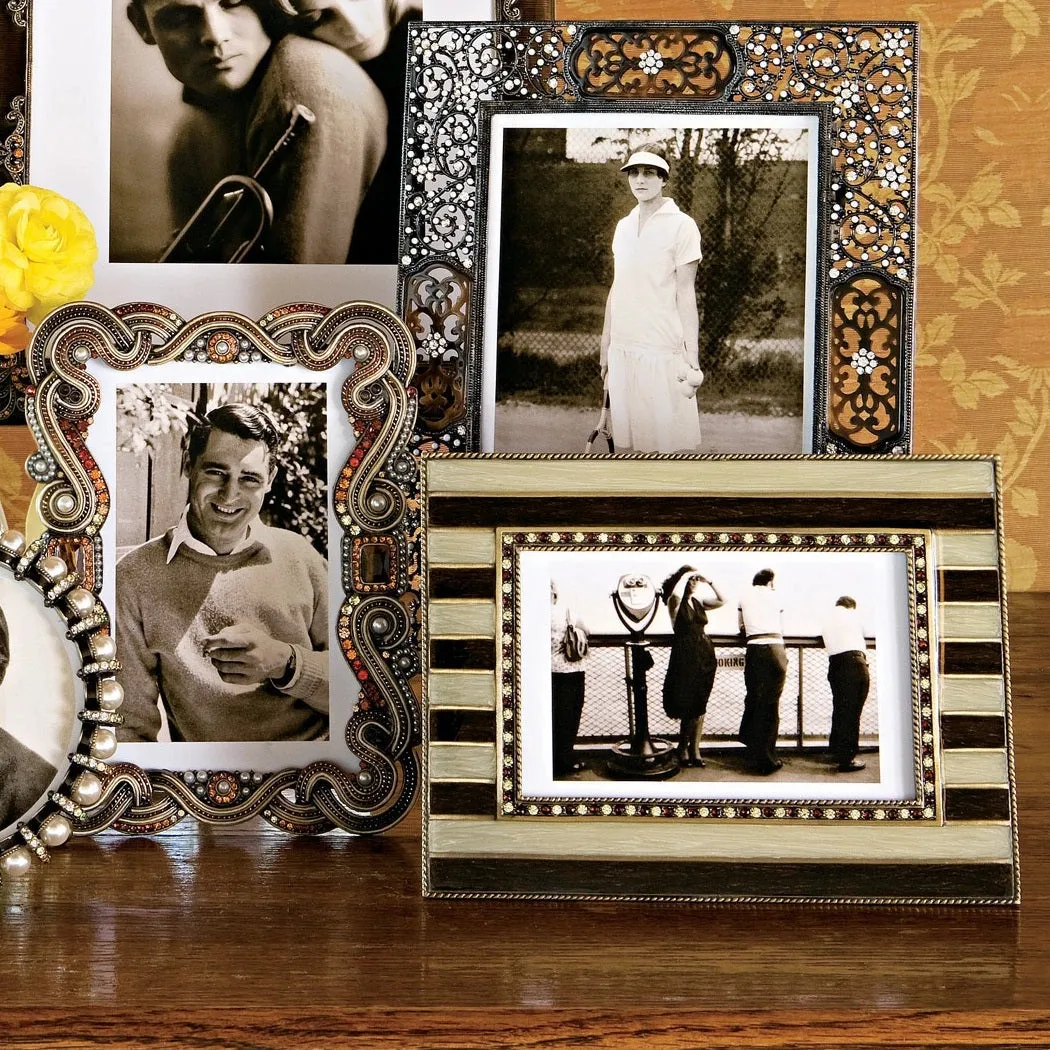Baronessa 5" X 7" Frame by Olivia Riegel
