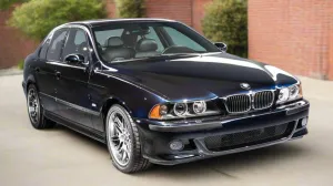 BMW M5 (E39) 2000 - 2003 Outdoor Indoor Collector-Fit Car Cover