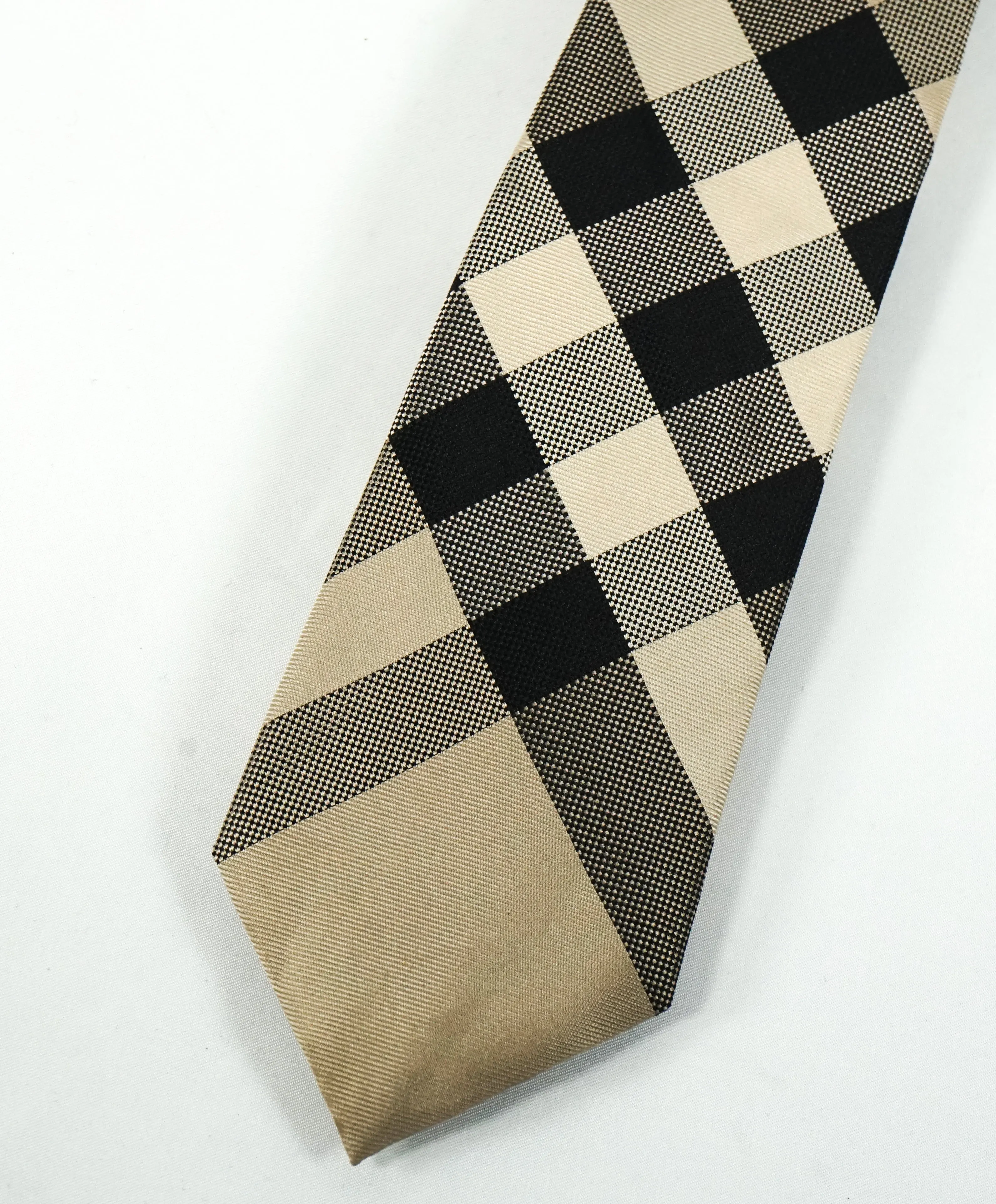 BURBERRY - Made In London, England Premium Line Beige Plaid Tie -