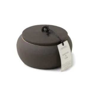 Cali Ceramic Candle - Leather & Oak