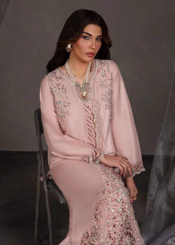 CRIMSON X SAIRA SHAKIRA ZARAE LUXURY PRET '24 | LUSTRE