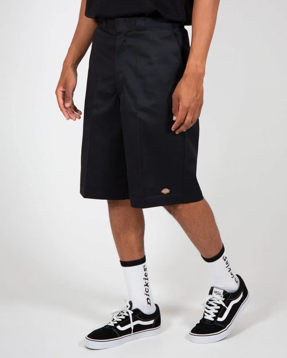 DICKIES 13" LOOSE FIT MULTI POCKET WORK SHORT BLACK