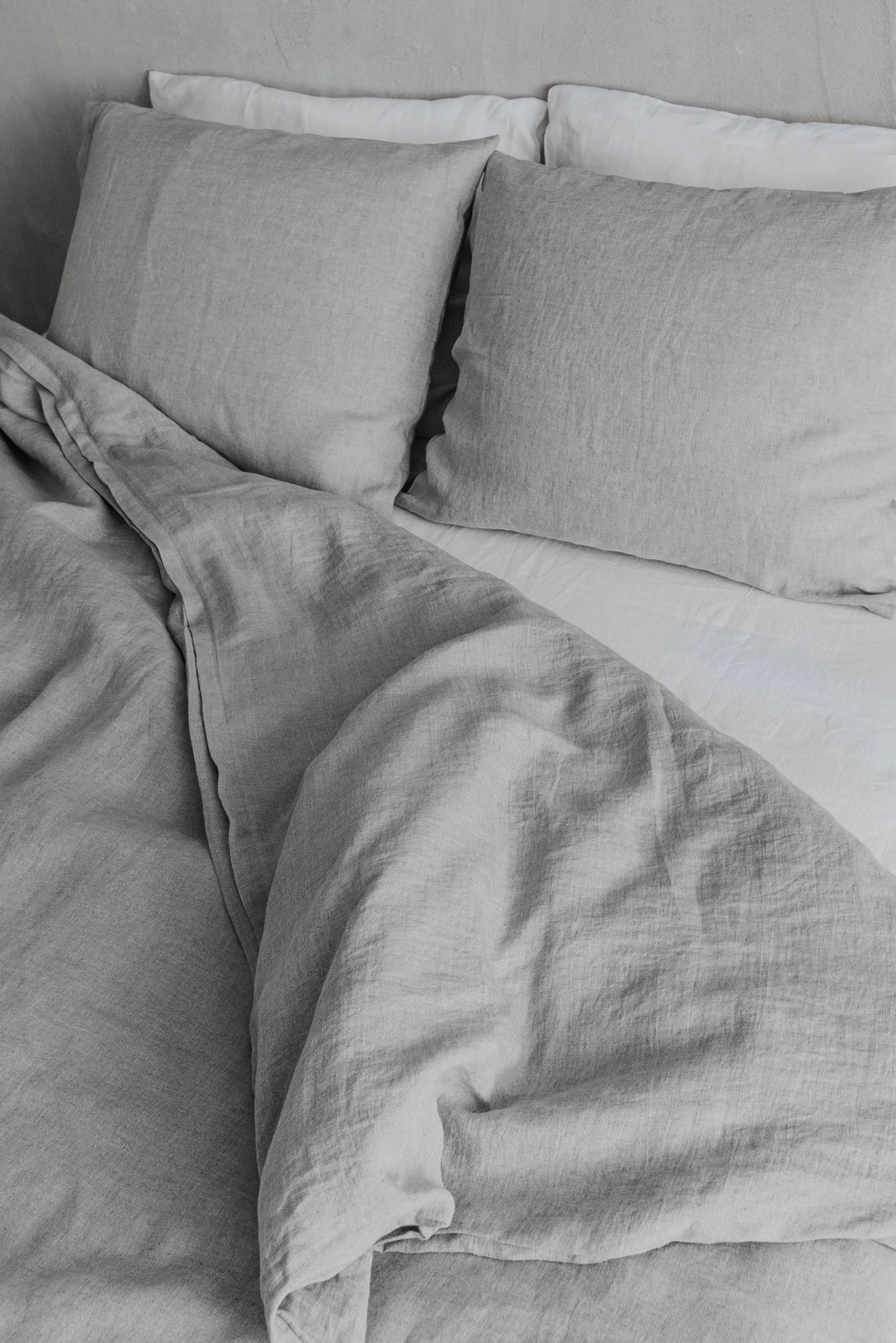 Duvet Cover and Pillowcases Set - Light Gray