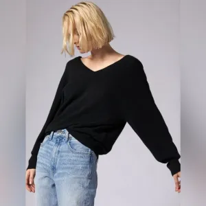 Equipment Black V Neck 100% Cashmere Sweater Sz Small Designer Quiet Luxury