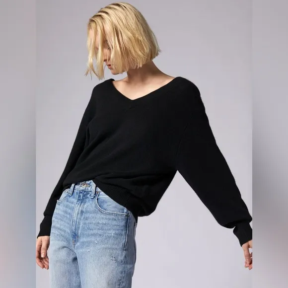 Equipment Black V Neck 100% Cashmere Sweater Sz Small Designer Quiet Luxury