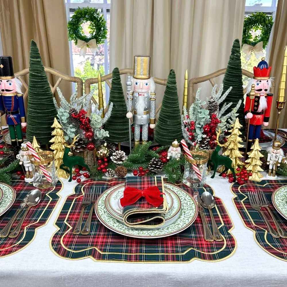 Georgina Plaid Napkin with Gold Embroidery (Set of 4)