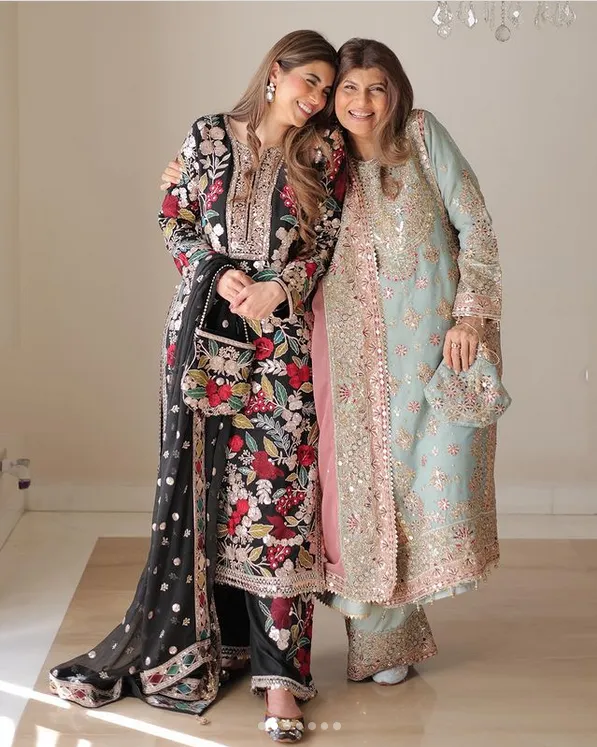 Haseen’s Mehnaaz Black Luxury Lawn Collection Unstitched 9B