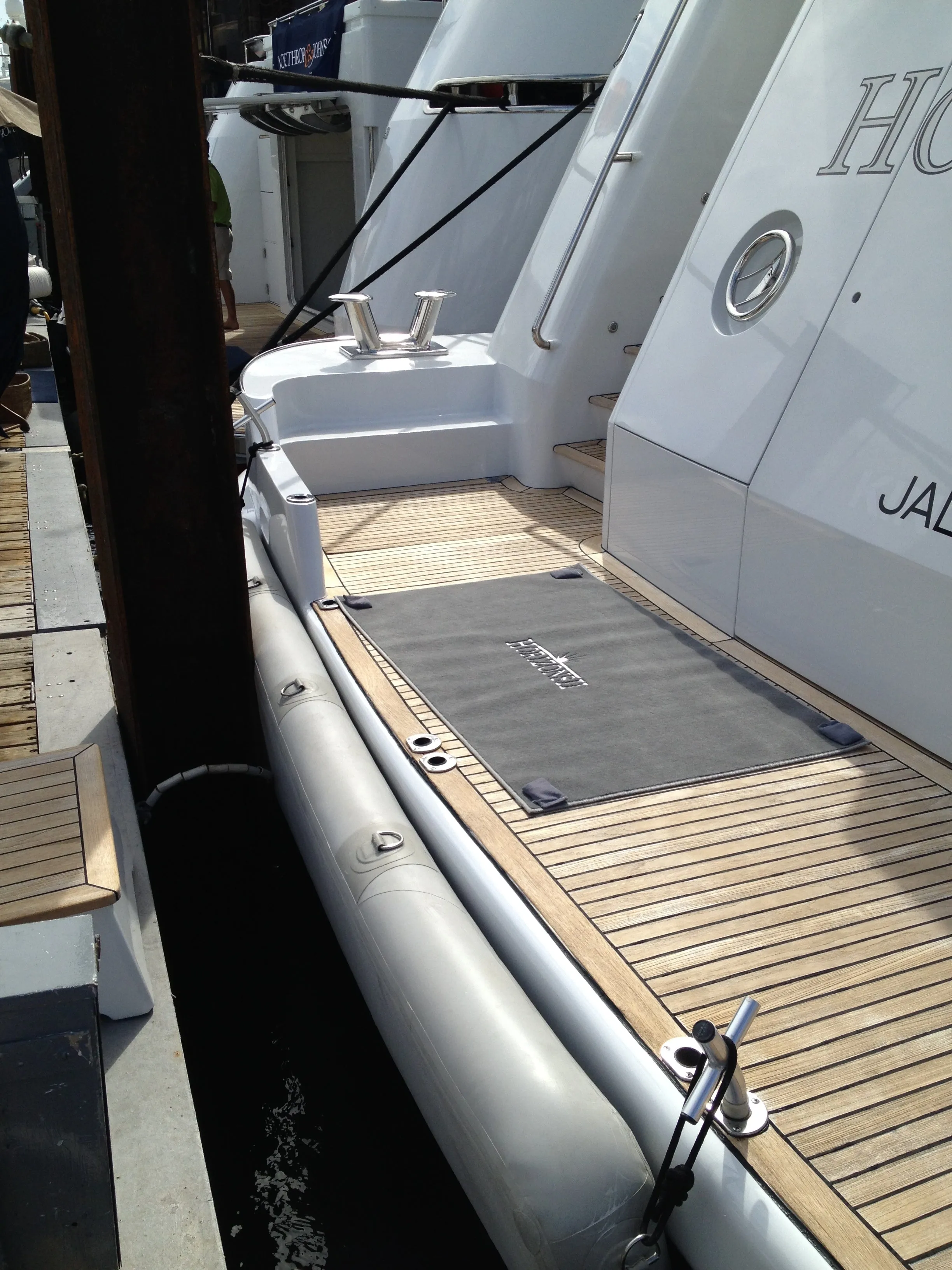 Inflatable Mat Fender (Heavy Duty)