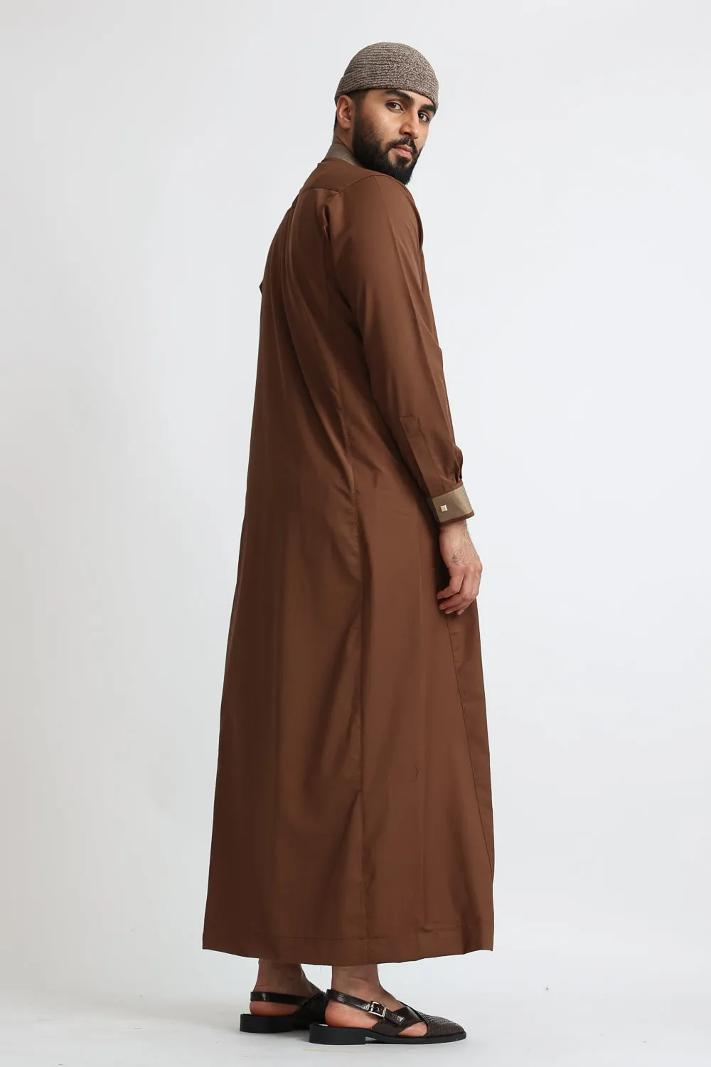 J130 Crater Brown Premium Thobe