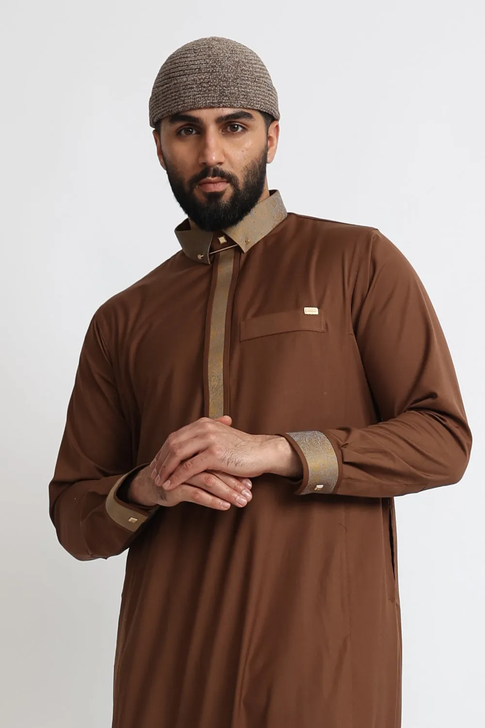 J130 Crater Brown Premium Thobe