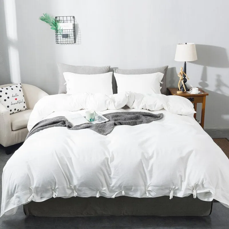 New Wayfair item! Beautiful Cladine Duvet Cover Set by Latitude Run in White! Sz Twin! Retails $125 