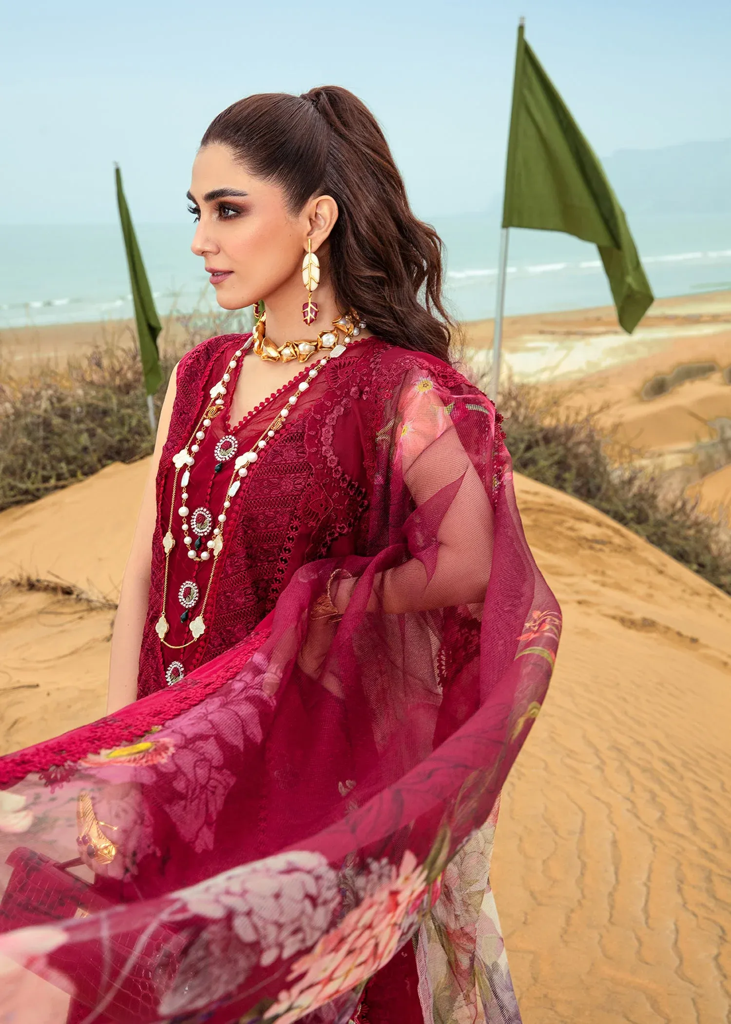 Saira Shakira Embroidered Lawn Unstitched 3Pc Suit D-03A Lillie de Jong - Cherry
