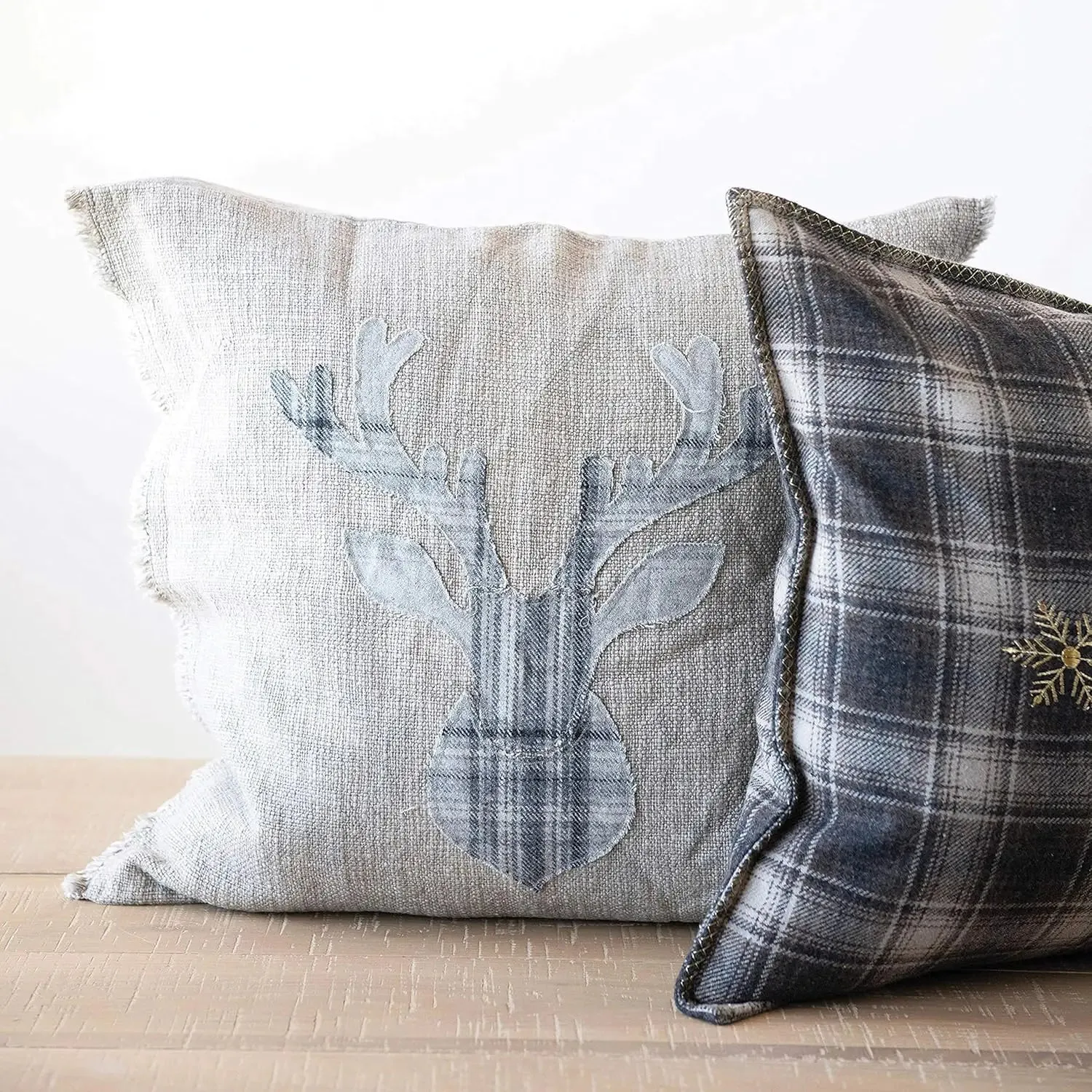 SQUARE LINEN BLEND PILLOW  PLAID DEER & FRAYED EDGE, GREY & NATURAL CUSHION