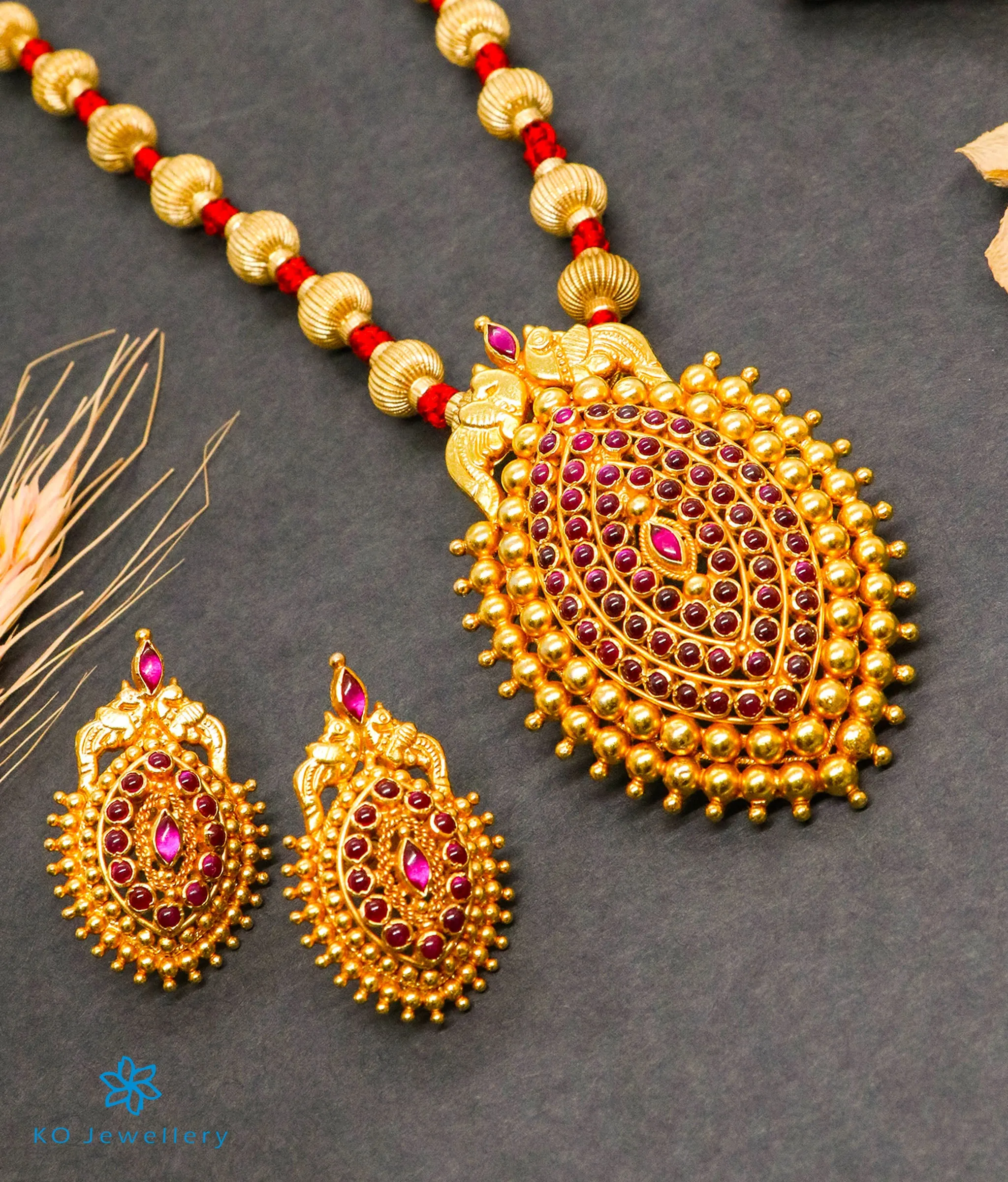 The Varshini Jomale Silver Necklace (Red)