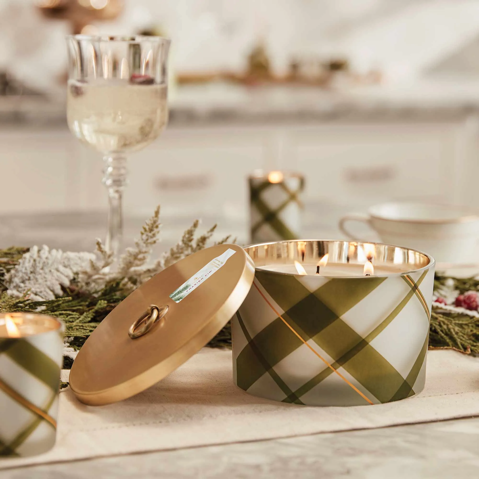 THYMES- FRASIER FIR FROSTED PLAID LARGE CANDLE Size 18oz