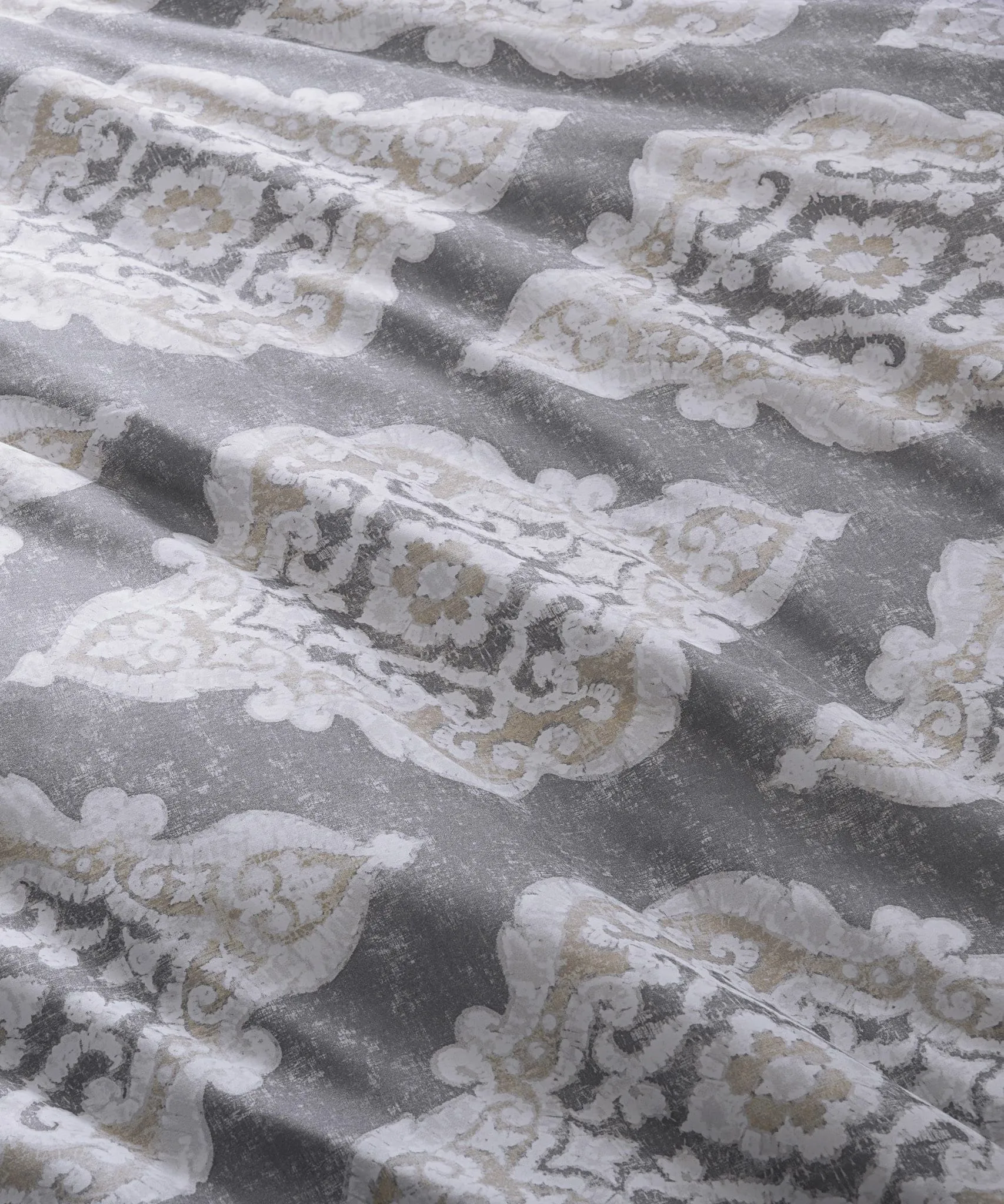 Zuri Medallion Print Duvet Set